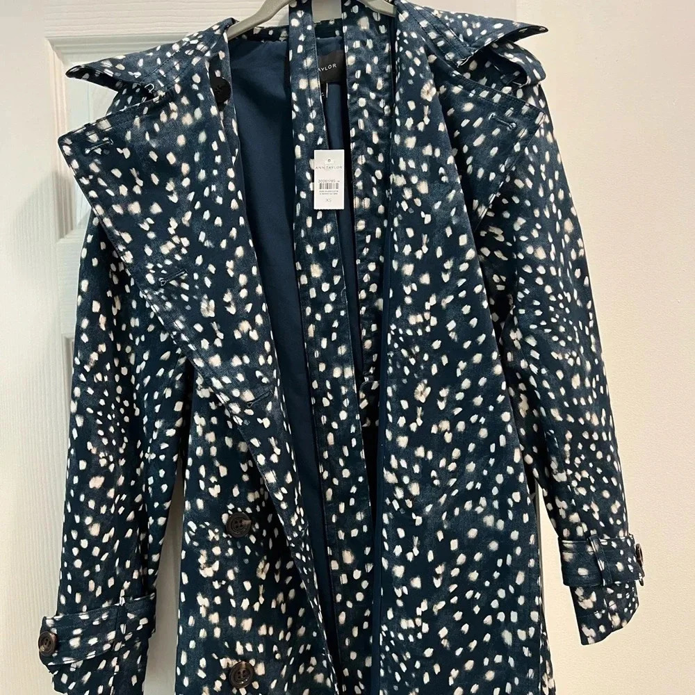 NWT Ann Taylor Blue Dot Trench Coat - Picture 3 of 12